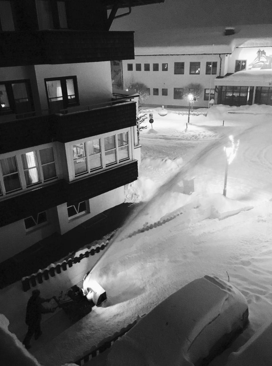 Haus Fallesin サンクト・アントン・アム・アールベルク エクステリア 写真